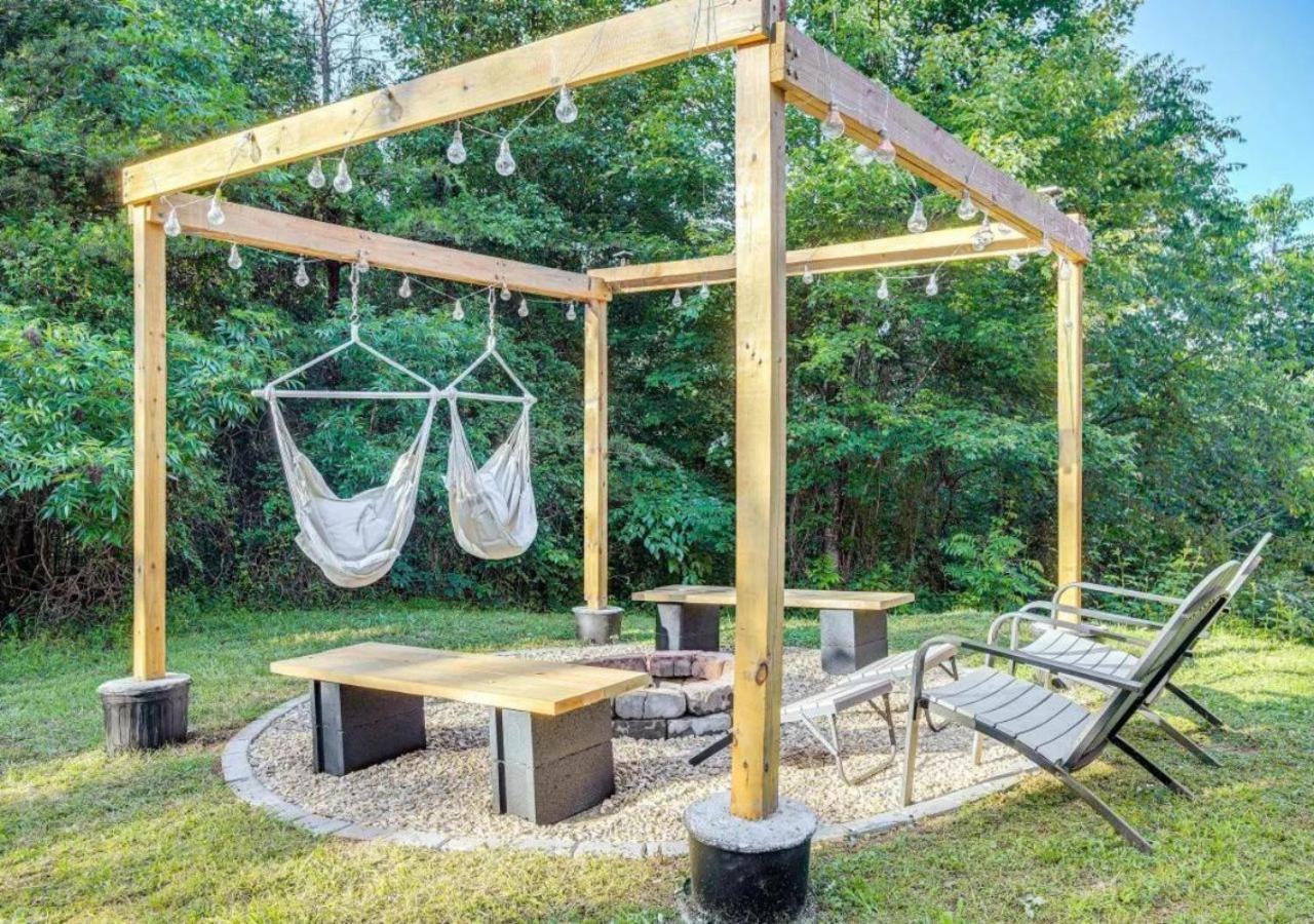 Fabulous Pet-Friendly, Family Cabin With Outdoor Kitchen, Hot Tub, Sauna, Fireplace, Theater Room, Arcade, Pool Table, And Fire Pit Within Minuties Of Dollywood Sevierville Exterior foto