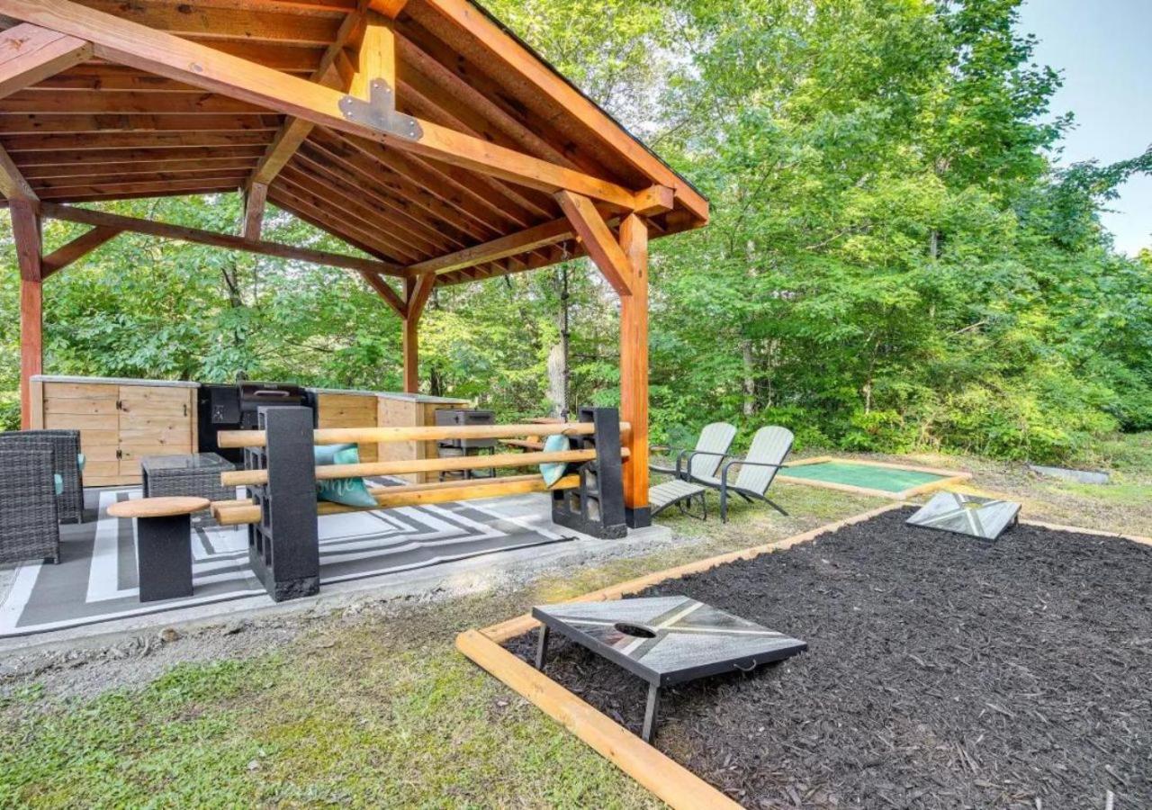 Fabulous Pet-Friendly, Family Cabin With Outdoor Kitchen, Hot Tub, Sauna, Fireplace, Theater Room, Arcade, Pool Table, And Fire Pit Within Minuties Of Dollywood Sevierville Exterior foto